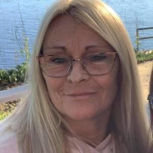 Meet your Posher, Helene